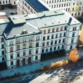 Hauptgebäude der TUC, Standort Institut für Chemie